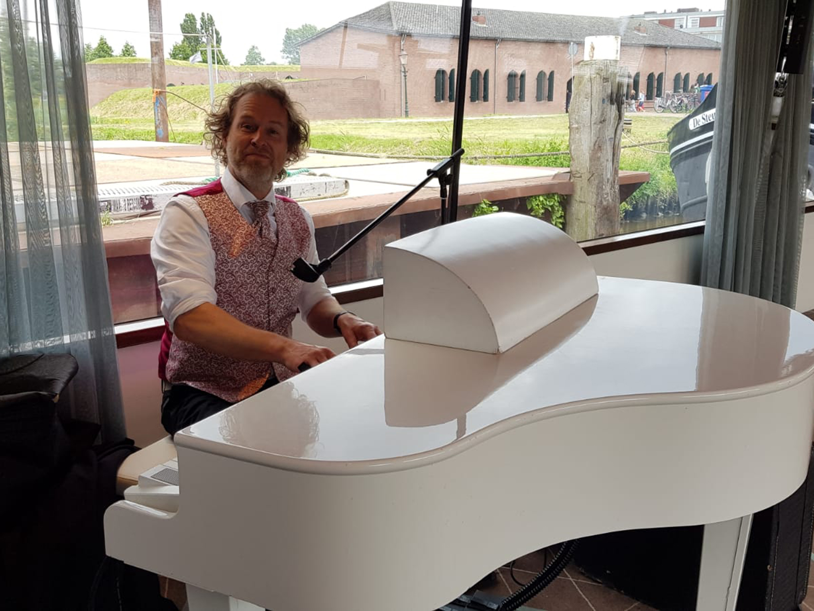 piano